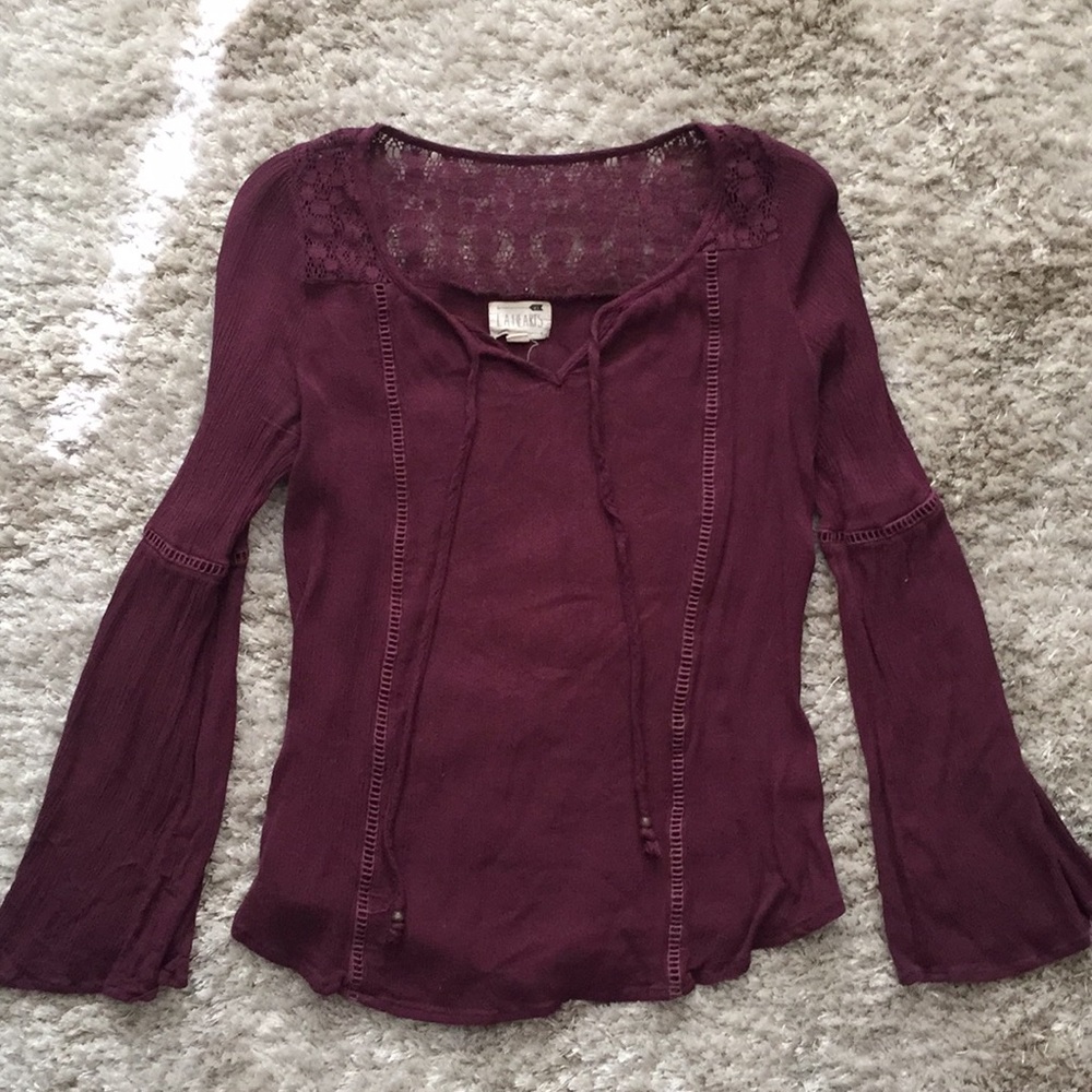 L.A. Hearts lace bellflower shirt